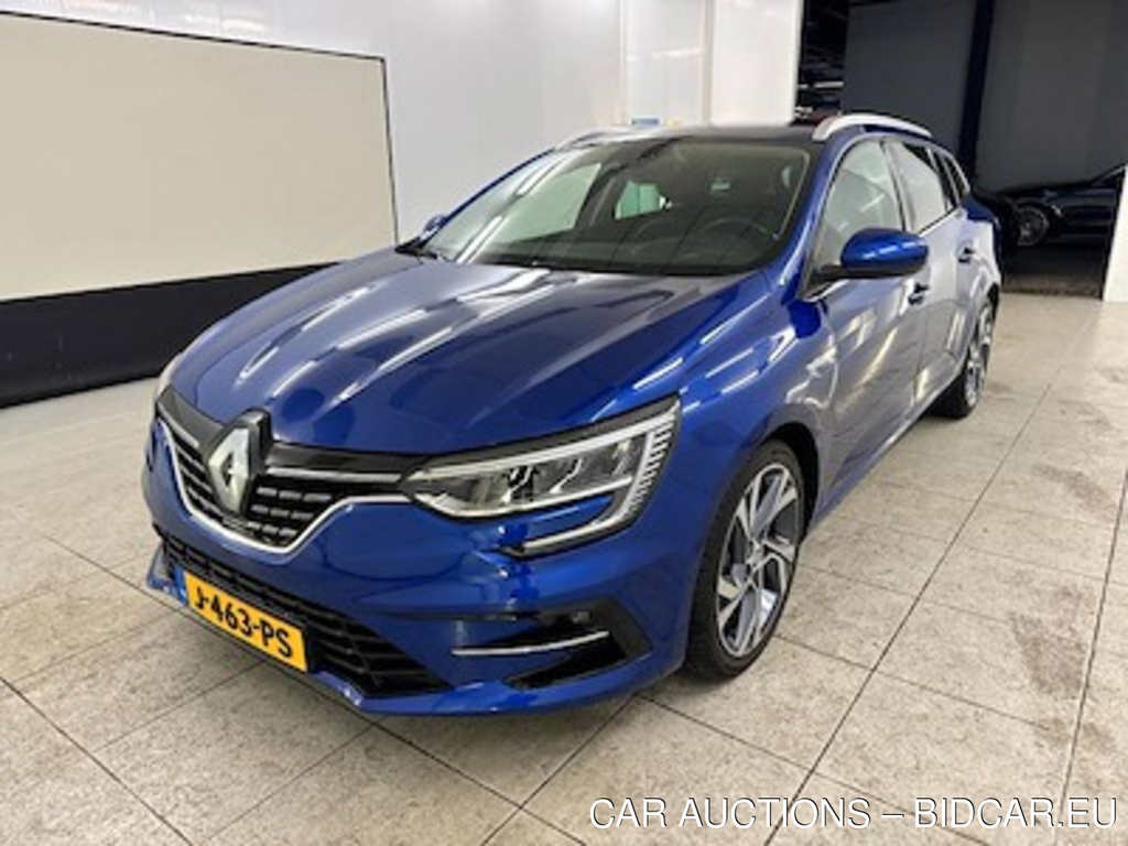 Renault Megane estate TCe 140 EDC Intens