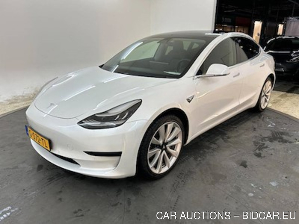 Tesla Model 3 Standard Range Plus RWD