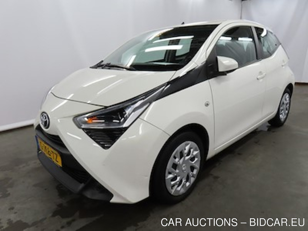 Toyota Aygo 1.0 VVT-i ActieAuto 5d x-play HPL