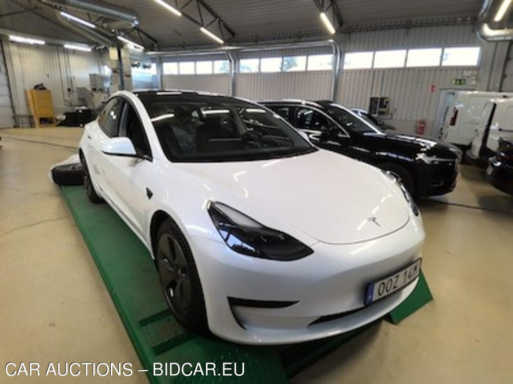 Tesla Model 3 Standard Range Plus Rwd