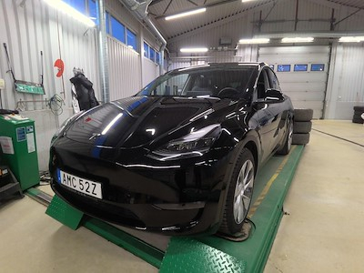 Tesla Model Y Long Range Awd