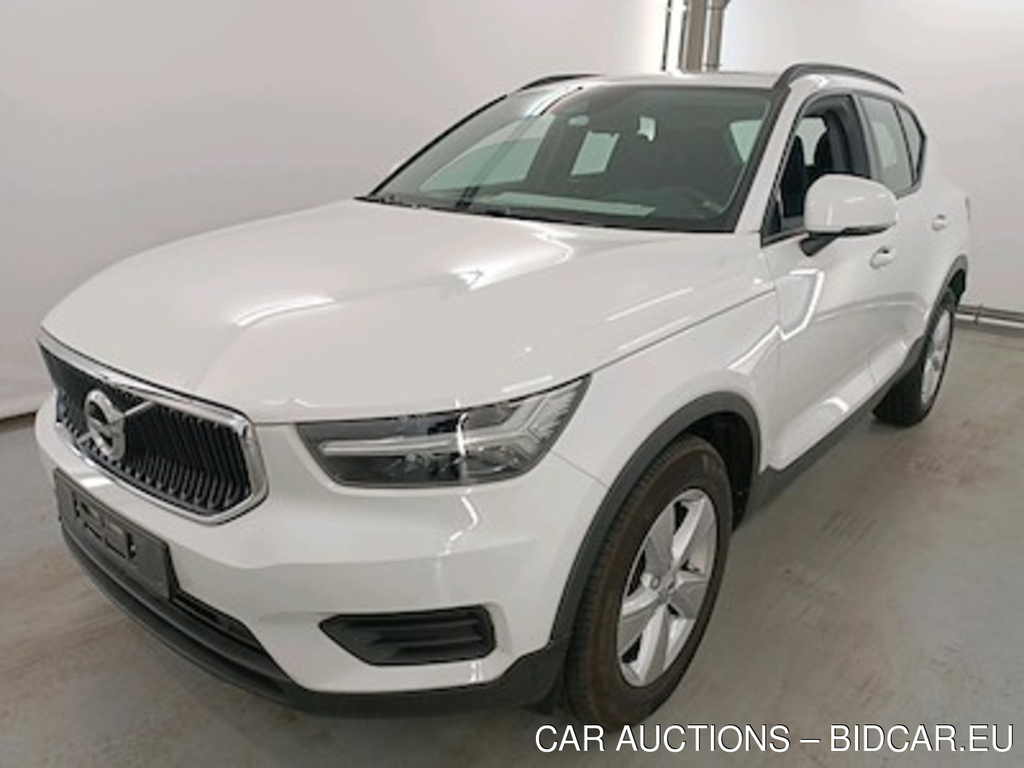 Volvo XC40 1.5 T2 MOMENTUM CORE