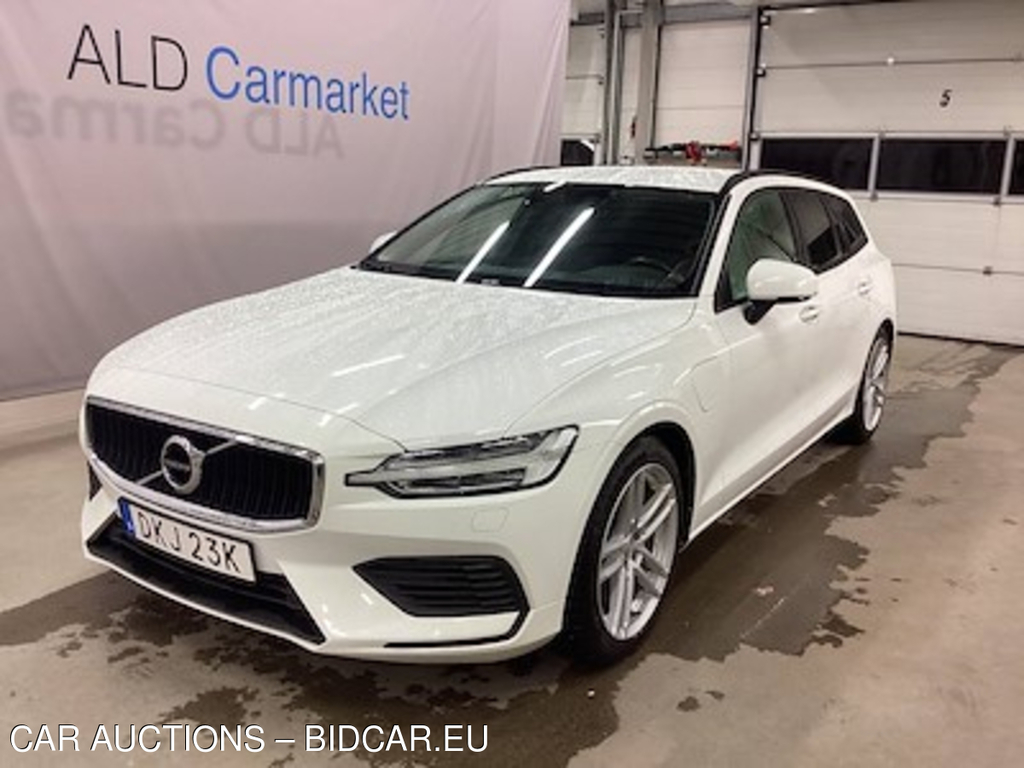 Volvo V60 T6 awd Momentum Adv, Navi, Voc, Drag, Auto