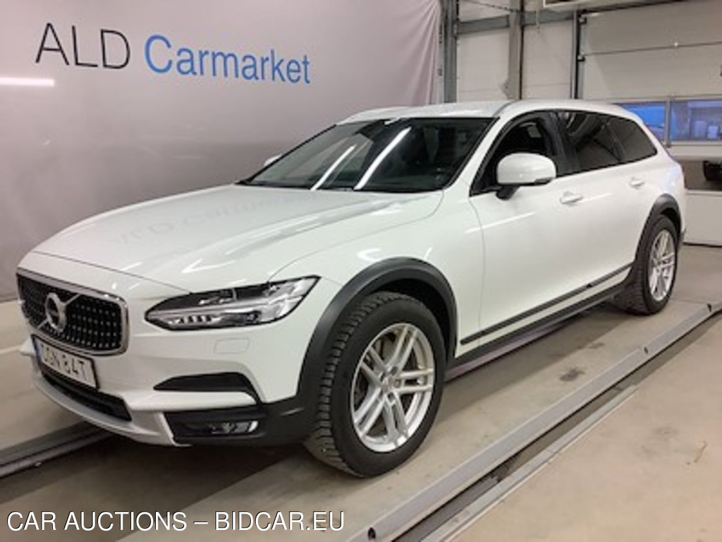 Volvo V90 cross country D4 awd Momentum Adv, Voc, Drag, PDC Fram&Bak, Skinn, Auto