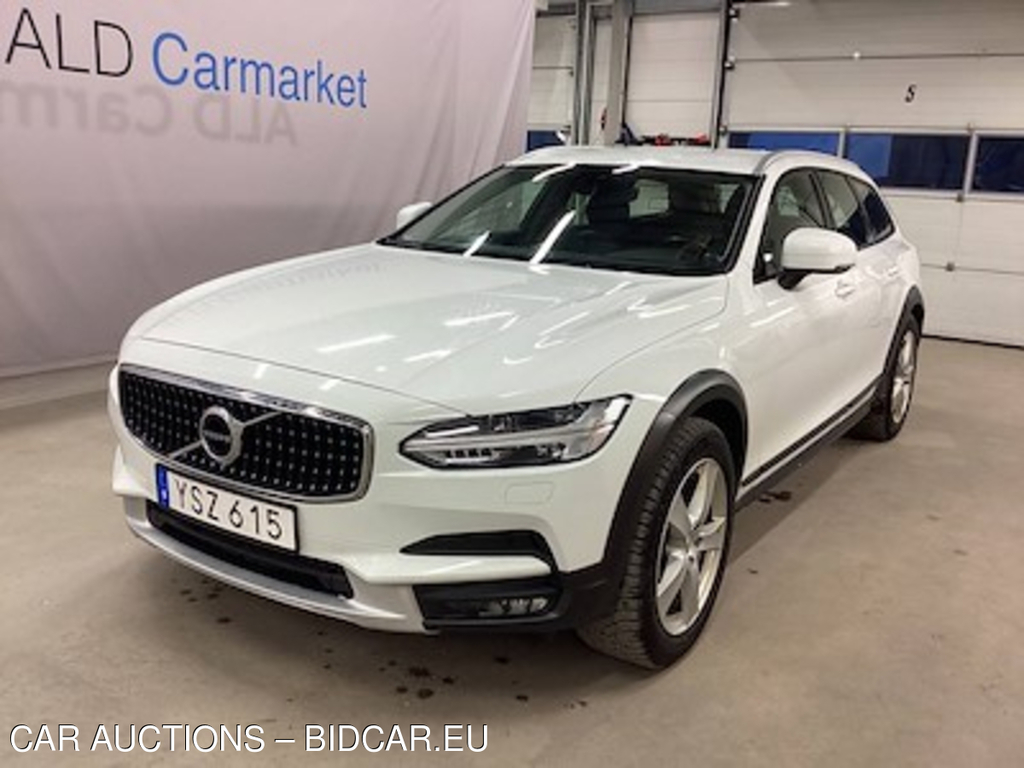 Volvo V90 cross country D4 awd Momentum, Plus, Navi, Voc, Drag, PDC Fram&amp;Bak, BLIS, Skinn, Auto