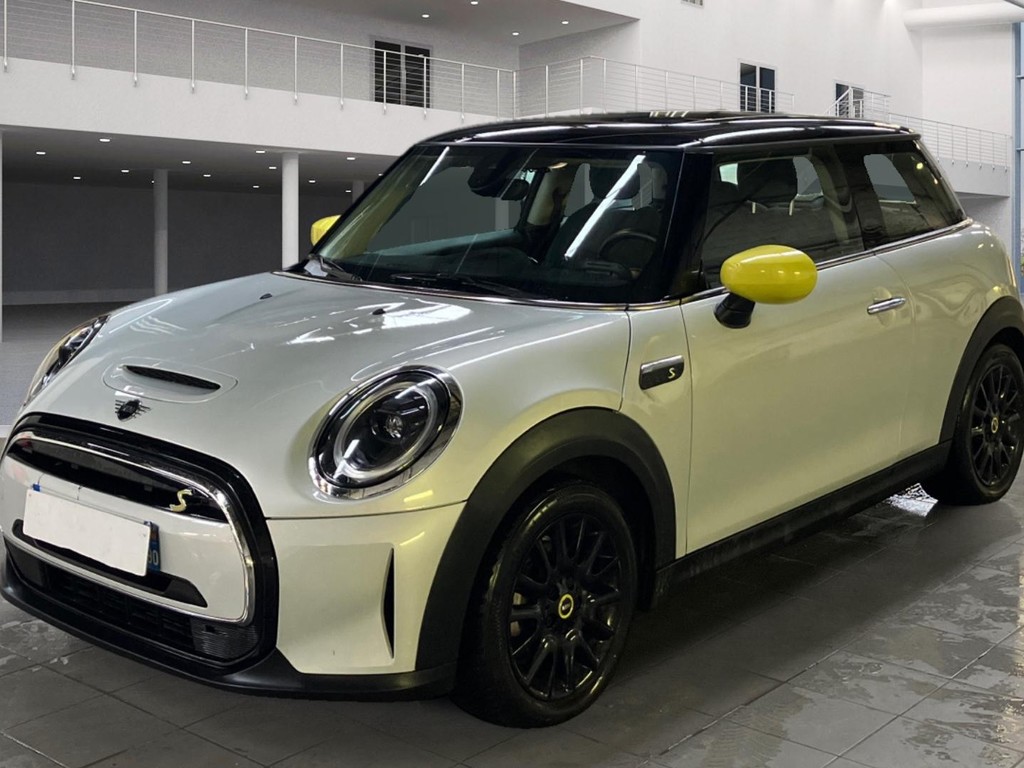 MINI Hatch 3 portes electric f56 bev lci COOPER SE 184 CH ESSENTIAL, 2021