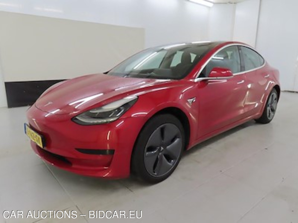 Tesla Model 3 Standard Range Plus RWD 4d