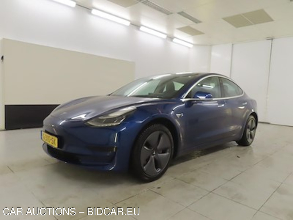 Tesla Model 3 Standard Range Plus RWD 4d