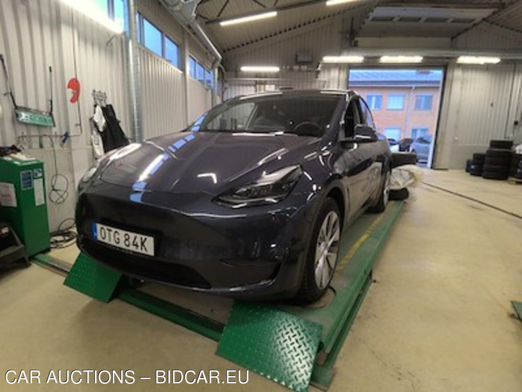 Tesla Model Y Longe Range Awd