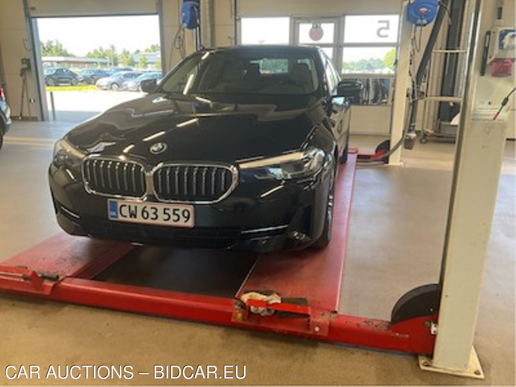 BMW 5 serie 520D Sport-Line auto £ FA!,