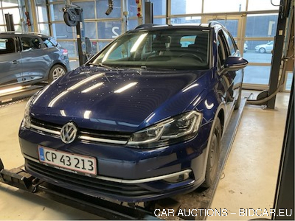 Volkswagen Golf 2.0 TDI SCR Plus DSG7 Variant UA!,