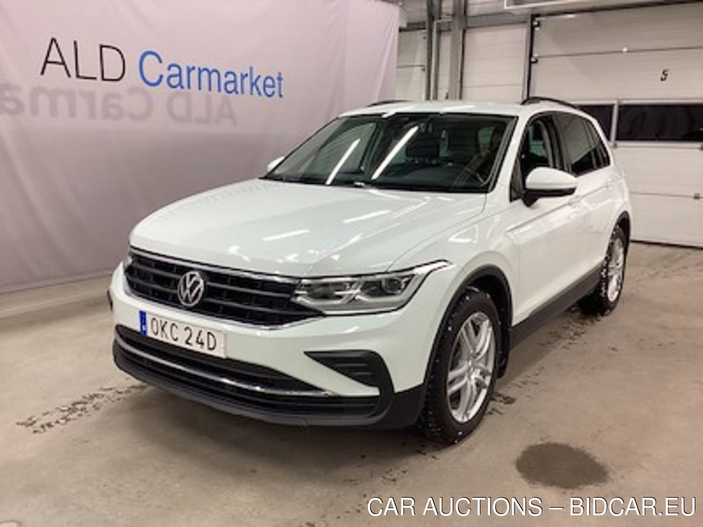 Volkswagen Tiguan 1.5 tsi fwd Base, Drag Nav, P-Varmare, B-Kamera, Auto