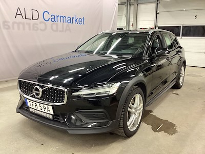 Volvo V60 cross country B4 diesel awd Momentum Adv, Nav, Voc, B-Kamera, Drag, Auto