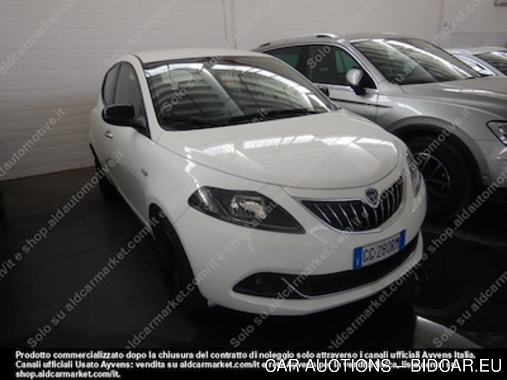 Lancia ypsilon ecochic 1.0 firefly 70cv -