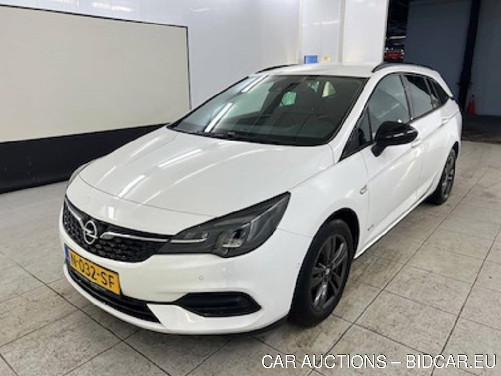 Opel Astra sports tourer 1.2 turbo 81kW Design &amp; Tech