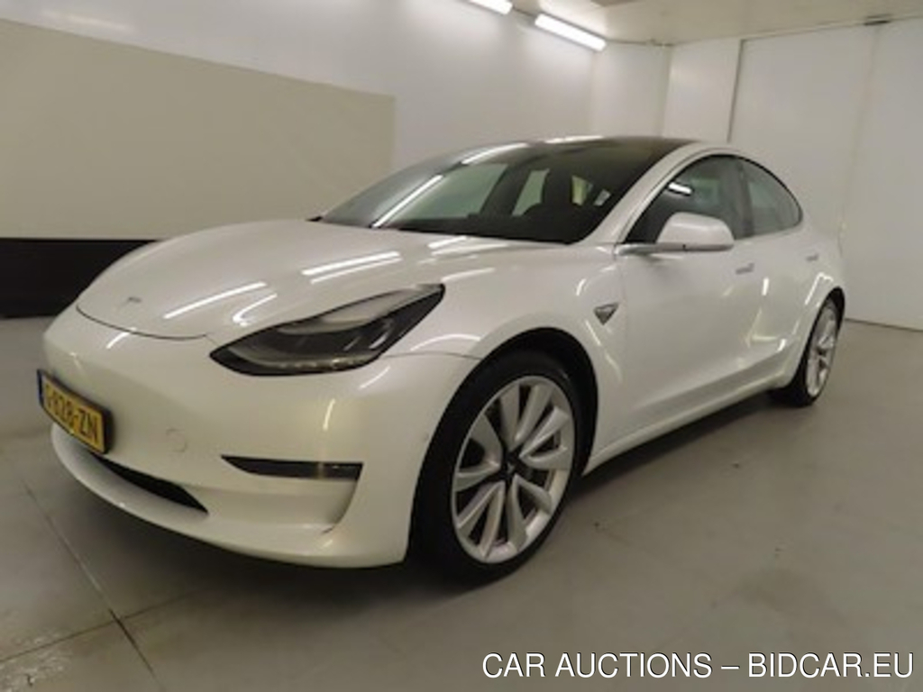 Tesla Model 3 Long Range Dual Motor AWD 4d