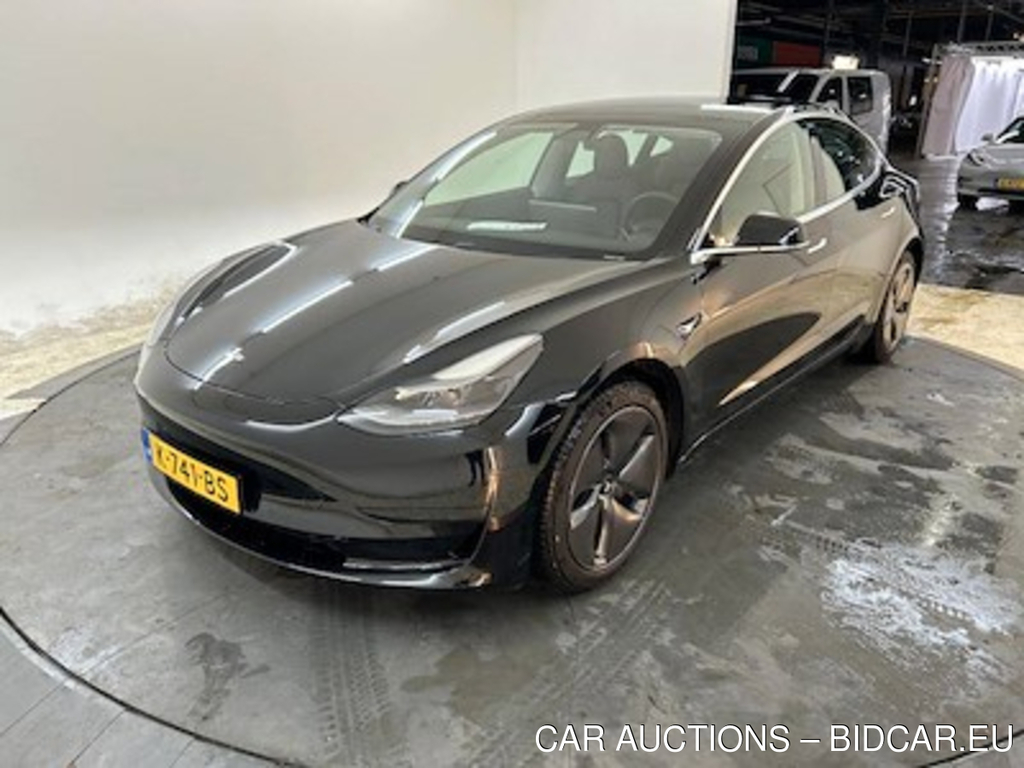 Tesla Model 3 Standard Range Plus RWD