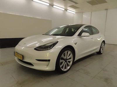 Tesla Model 3 Standard Range Plus RWD 4d