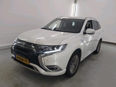 Mitsubishi Outlander 2.4 PHEV INTENSE, 2020