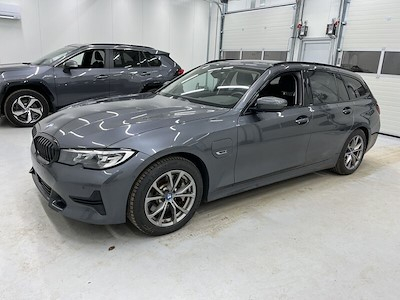 BMW Series 3 330e F Sport Line Touring Auto