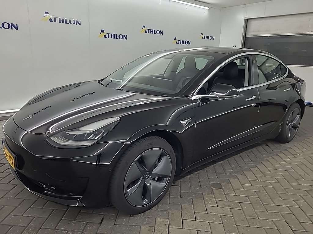 Tesla Model 3 STANDARD RANGE PLUS RWD 4D 211KW, 2019