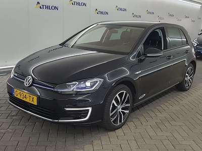 Volkswagen Golf E-DITION 2019 5D 100KW, 2019