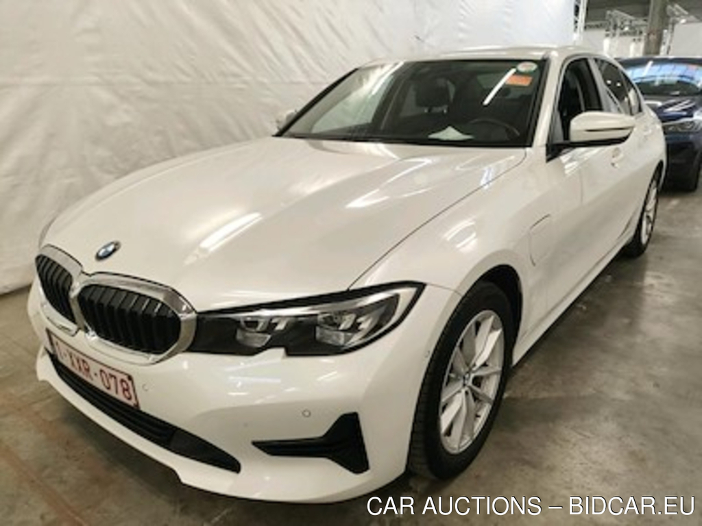 BMW 3 - 2019 330eA PHEV Business Plus Model