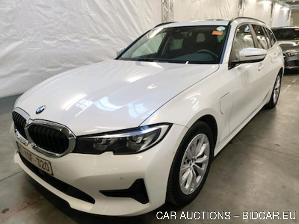 BMW 3 touring - 2019 330eA PHEV Business Plus Travel