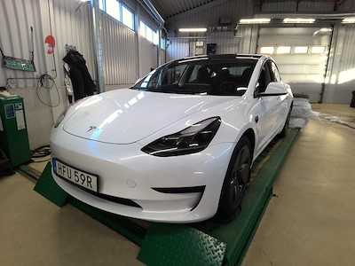 Tesla Model 3 Standard Range Plus Rwd