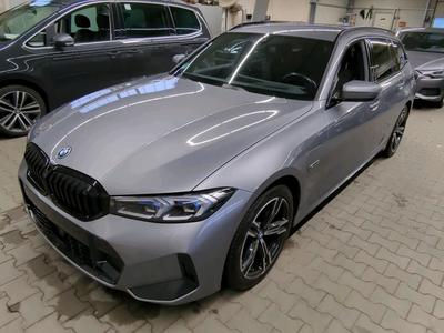 BMW 320e TOURING AUT., 2022