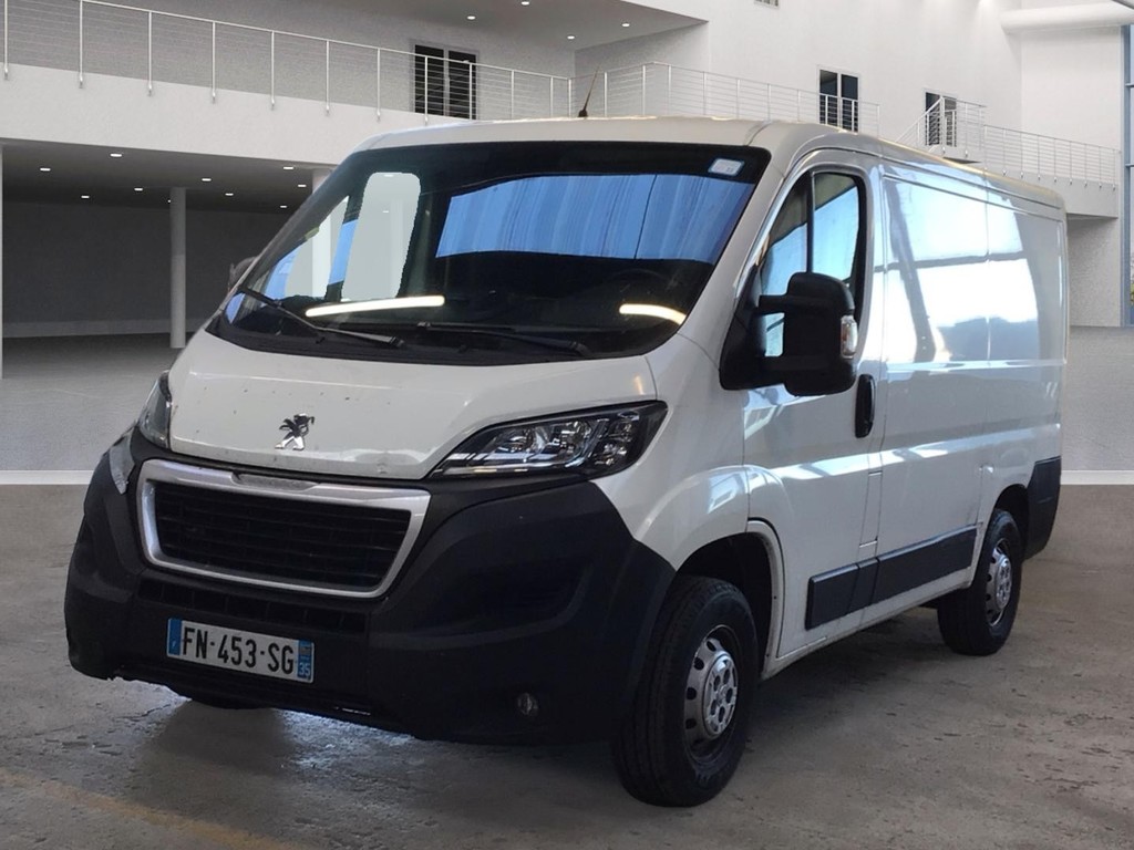 Peugeot Boxer BLUEHDI S&amp;S 120 ASPHALT 330 L1H1, 2020