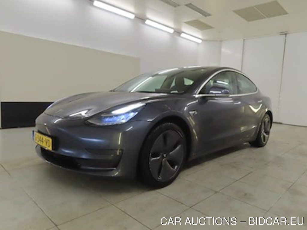 Tesla Model 3 Long Range Dual Motor AWD 4d