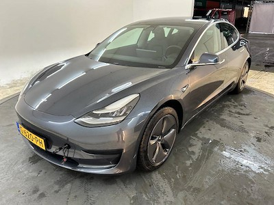 Tesla Model 3 Standard Range Plus RWD