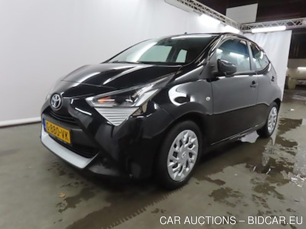 Toyota Aygo 1.0 VVT-i ActieAuto 5d x-play HPL