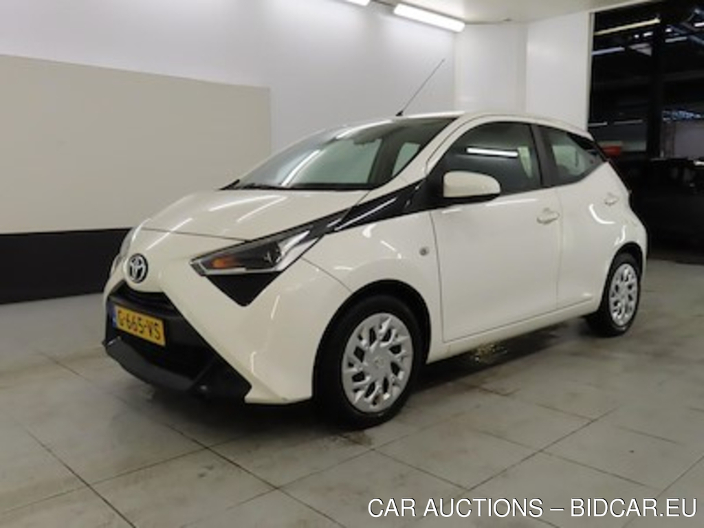 Toyota Aygo 1.0 VVT-i ActieAuto 5d x-play HPL