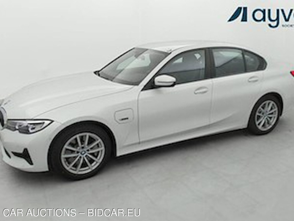 BMW 330 E phev 184 CV Business Pack Plus, Sieges Chauffants