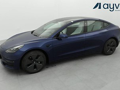 Tesla Model 3 75 kwh long range4wd 476 CV B&amp;W Interior