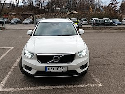 Volvo XC40 T4 Drive-E Momentum Pro FWD Auto