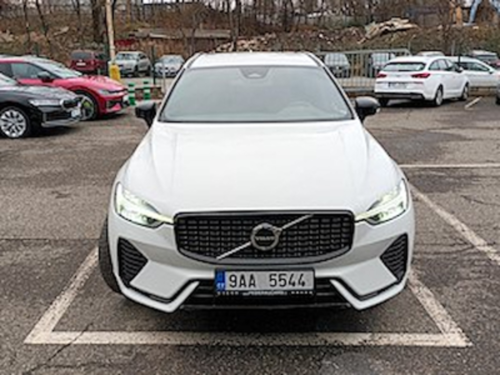 Volvo XC60 B4 AWD diesel R-Design Auto