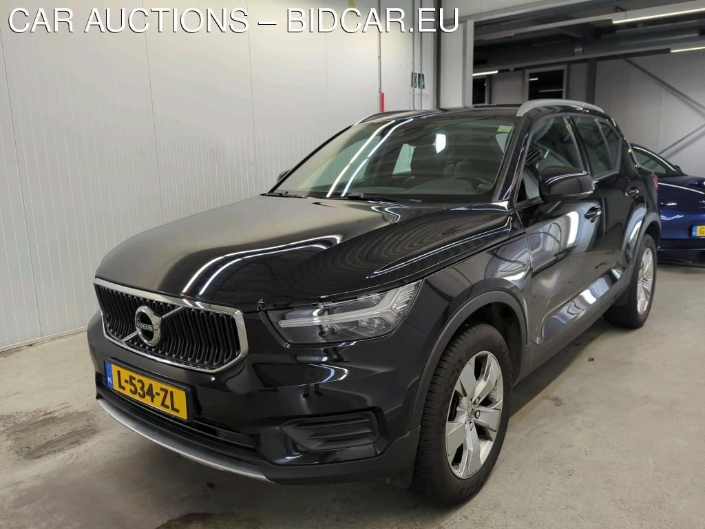 Volvo XC40 T2 95kW Momentum Business, 2021