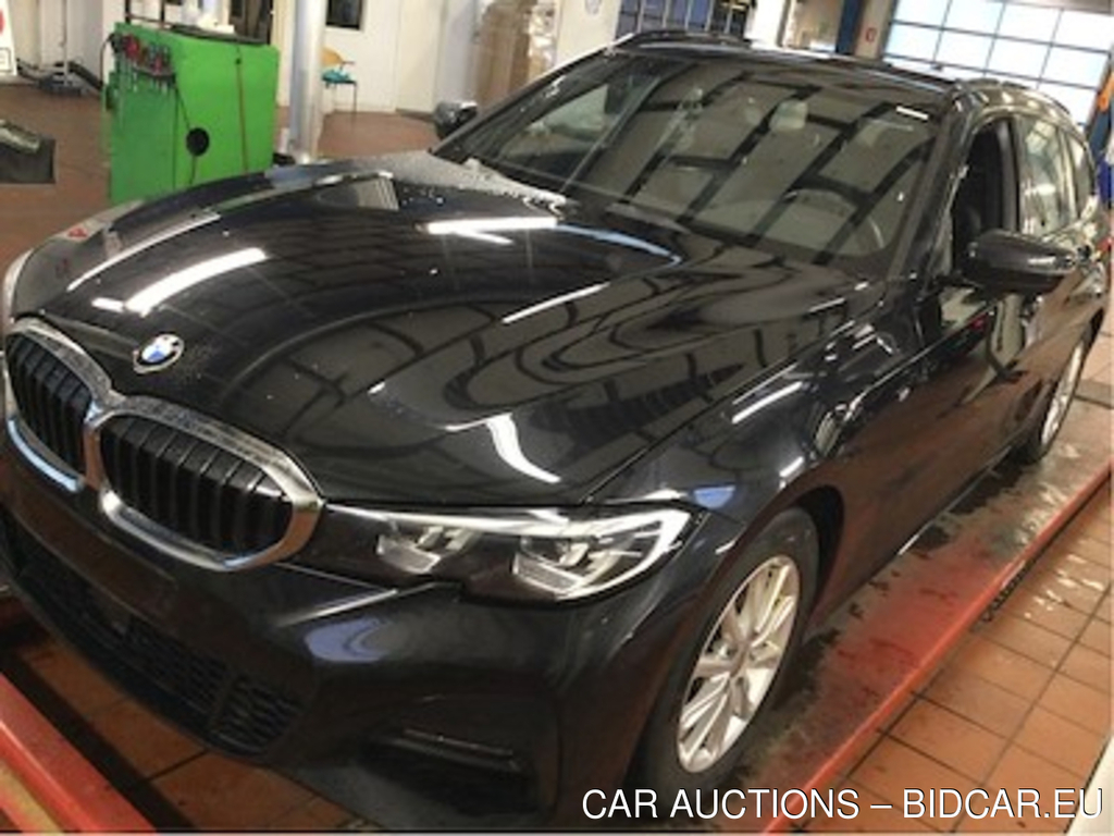 BMW 3 serie 320d M-Sport Touring auto UA!,