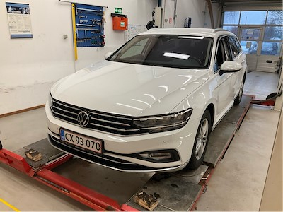 Volkswagen PASSAT 2.0 TDI 150 Elegance PLUS PRO DSG Variant UA!,