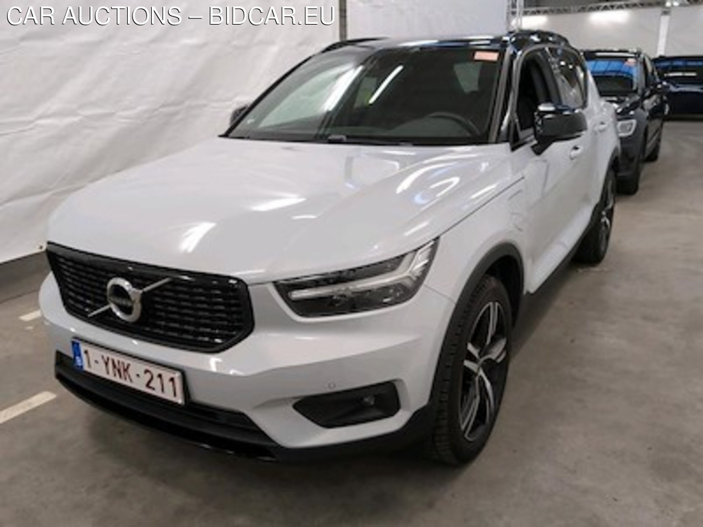 Volvo XC40 1.5 T5 RECHARGE GEARTRONIC R-DESIGN Winter Park Assist Intellisafe Pro