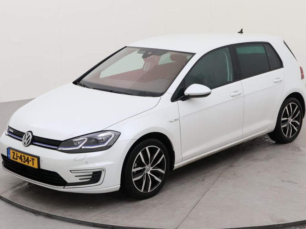 Volkswagen E-golf ELEKTROMOTOR 136PK 5D AUT. E-DITION WINTER LEDER WARMTEPOMP ASSI, 2019