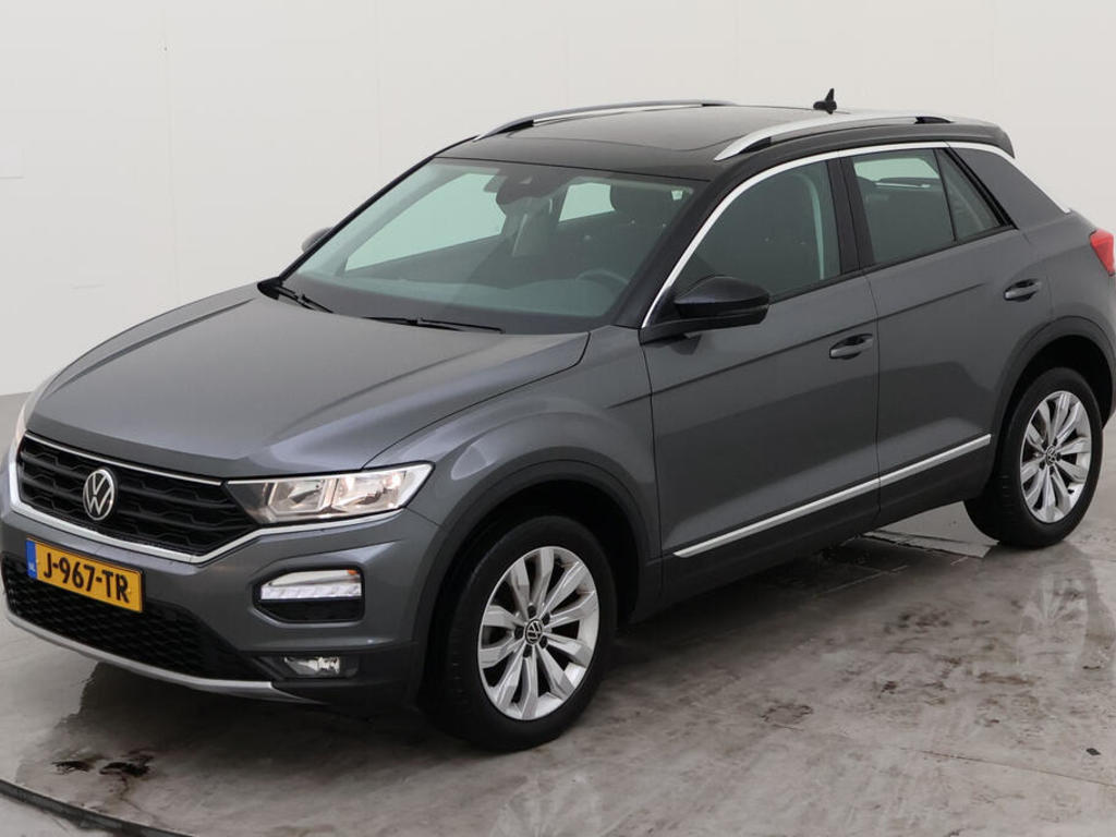 Volkswagen T-roc 1.5 TSI 150PK STYLE+ BUSINESS WINTER EXECUTIVE PANO, 2020