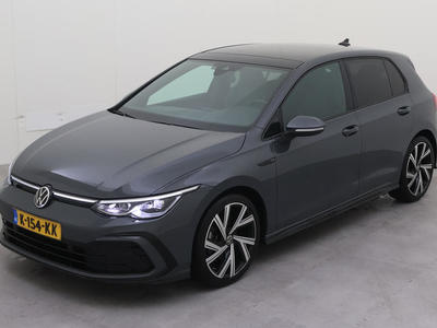 Volkswagen Golf 1.5 TSI 130PK R-LINE PANO LED, 2021