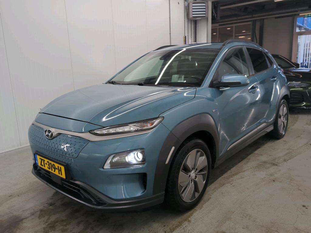 Hyundai Kona Actie: EV 150kW / 64kWh 2WD Premium automaat, 2019