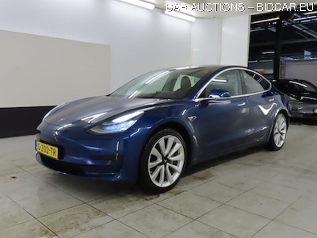 Tesla Model 3 Standard Range Plus RWD 4d