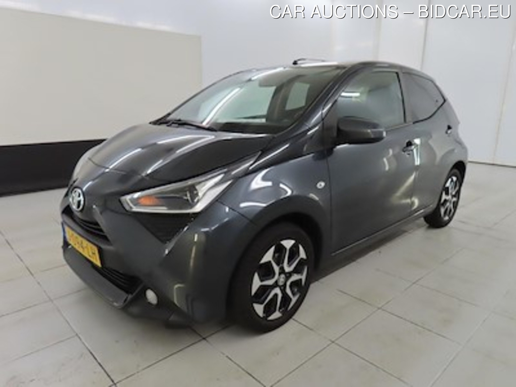 Toyota Aygo 1.0 VVT-i x-joy 5d