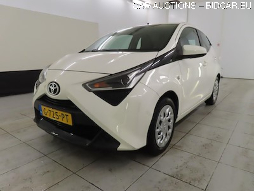 Toyota Aygo 1.0 VVT-i x-play x-shift 5d